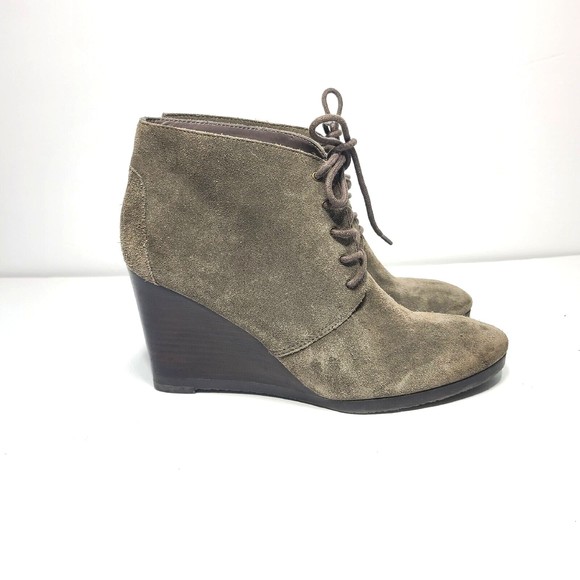 Franco Sarto Weston Bootie Size 8.5 Taupe Suede Leather Lace Up Wedge - Picture 2 of 16